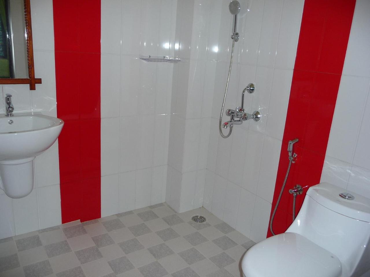 Ganesh Ayurveda Holiday Home Bed And Breakfast Kovalam Bagian luar foto